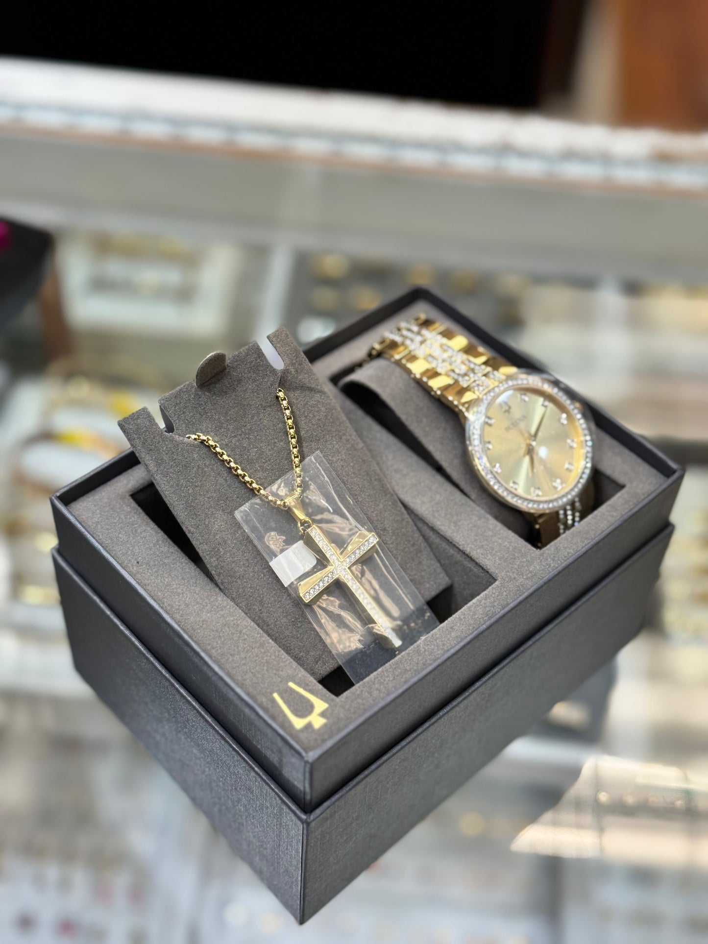 Bulova Crystal Collection Men’s Watch Boxed Set 98K113