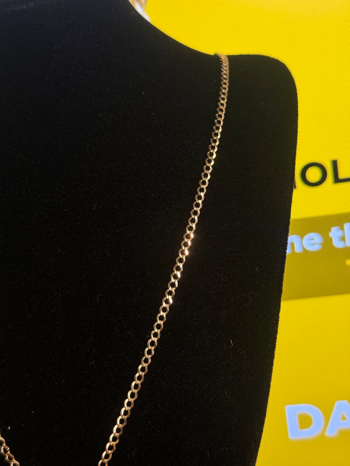 14k gold curb link Chain necklace 24” inch long unisex