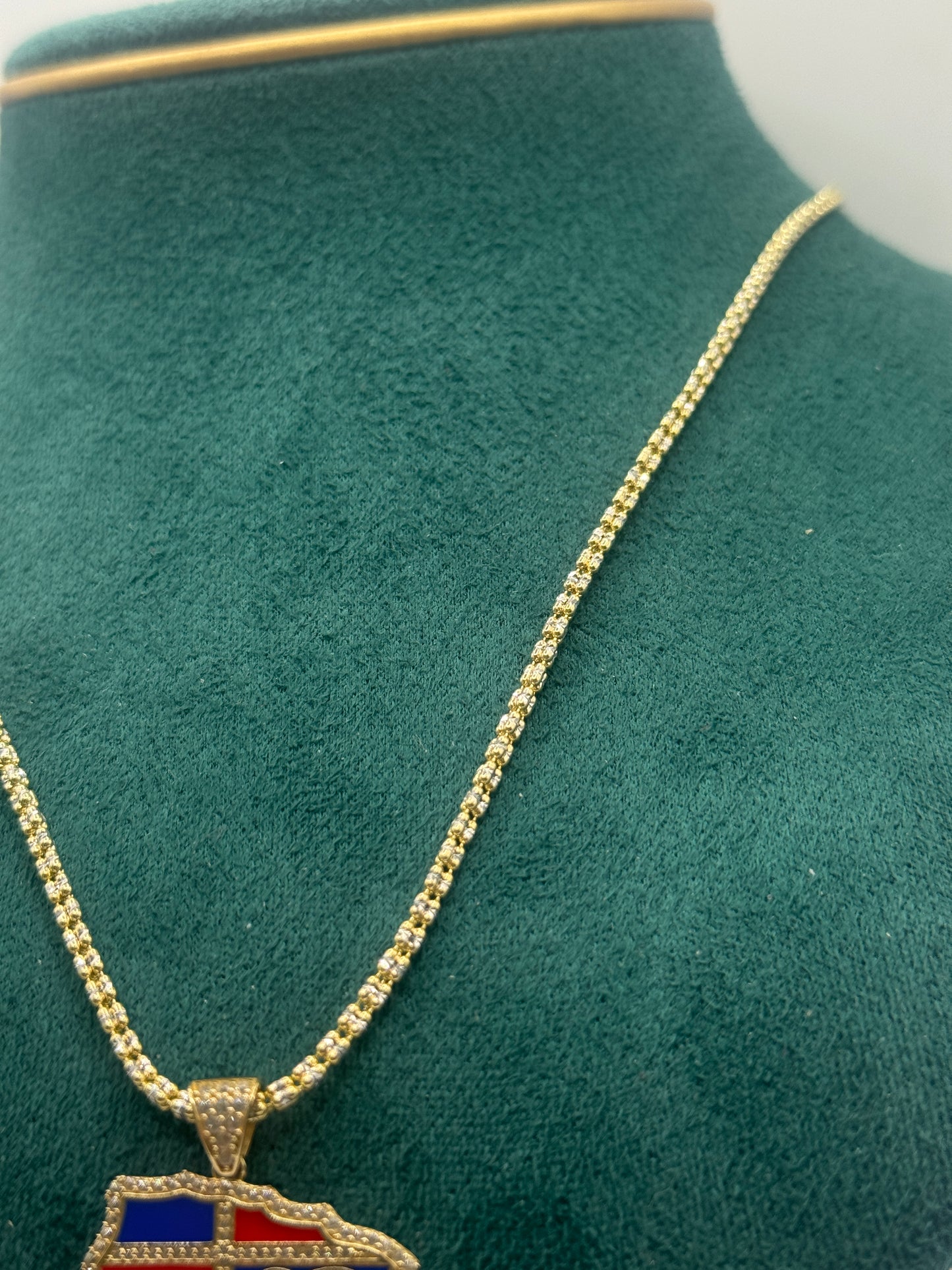 14K Gold Ice Chain – 20” with Dominican Flag Pendant (2.1mm) unisex