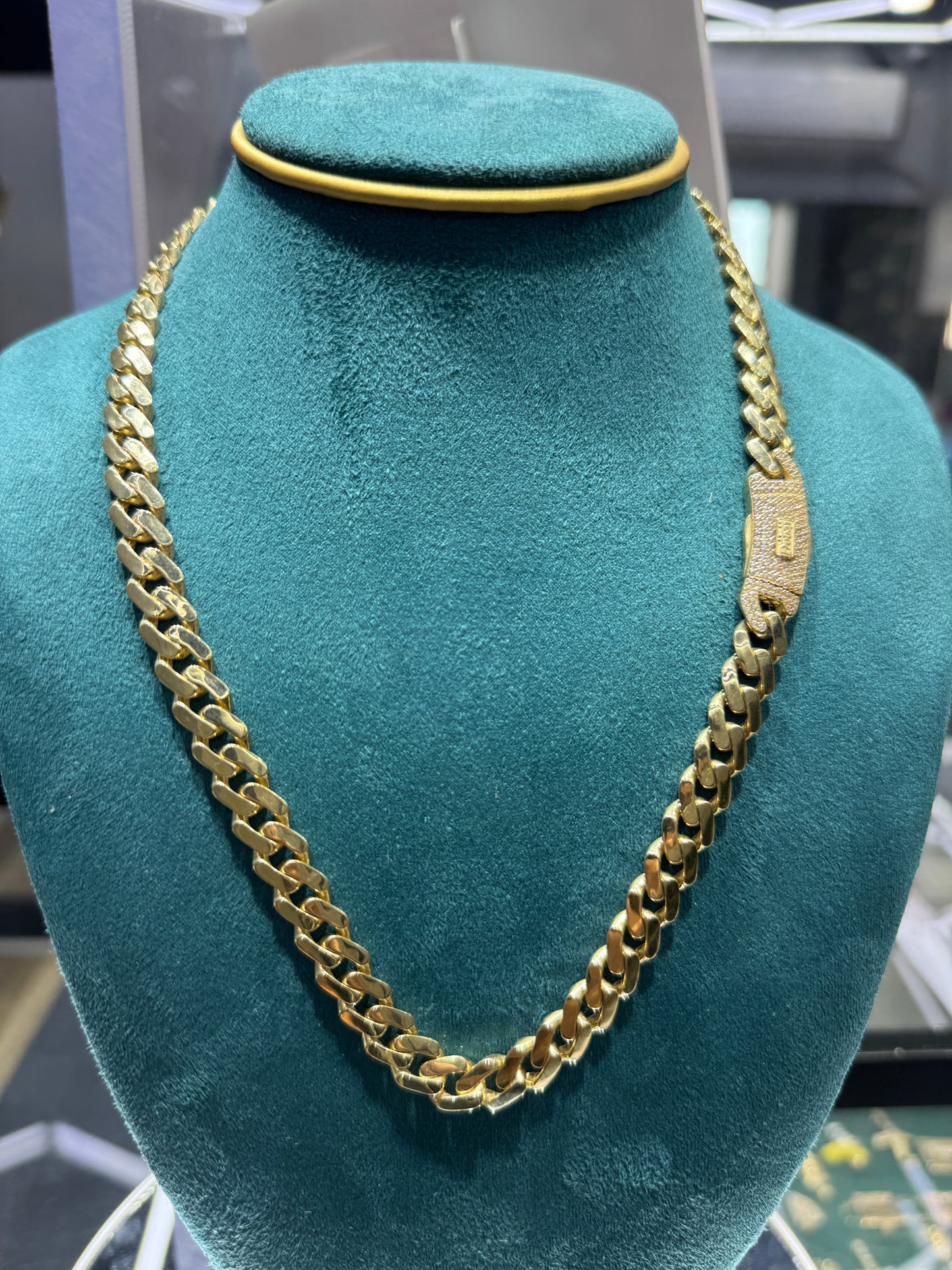 14K Gold 9mm Hollow Dubai Chain – 20” (Men’s)