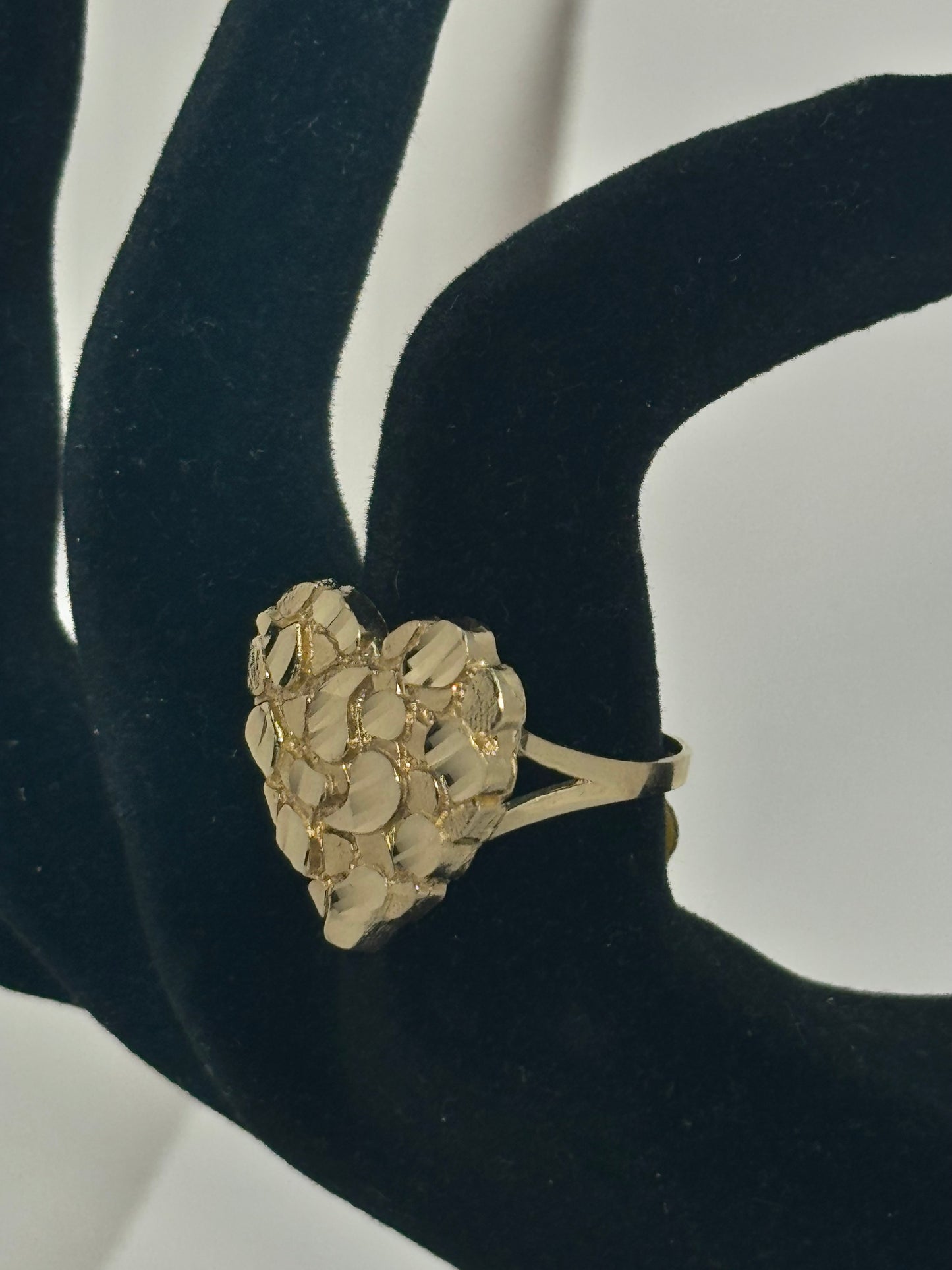 14k solid Gold Heart ring with water drop design