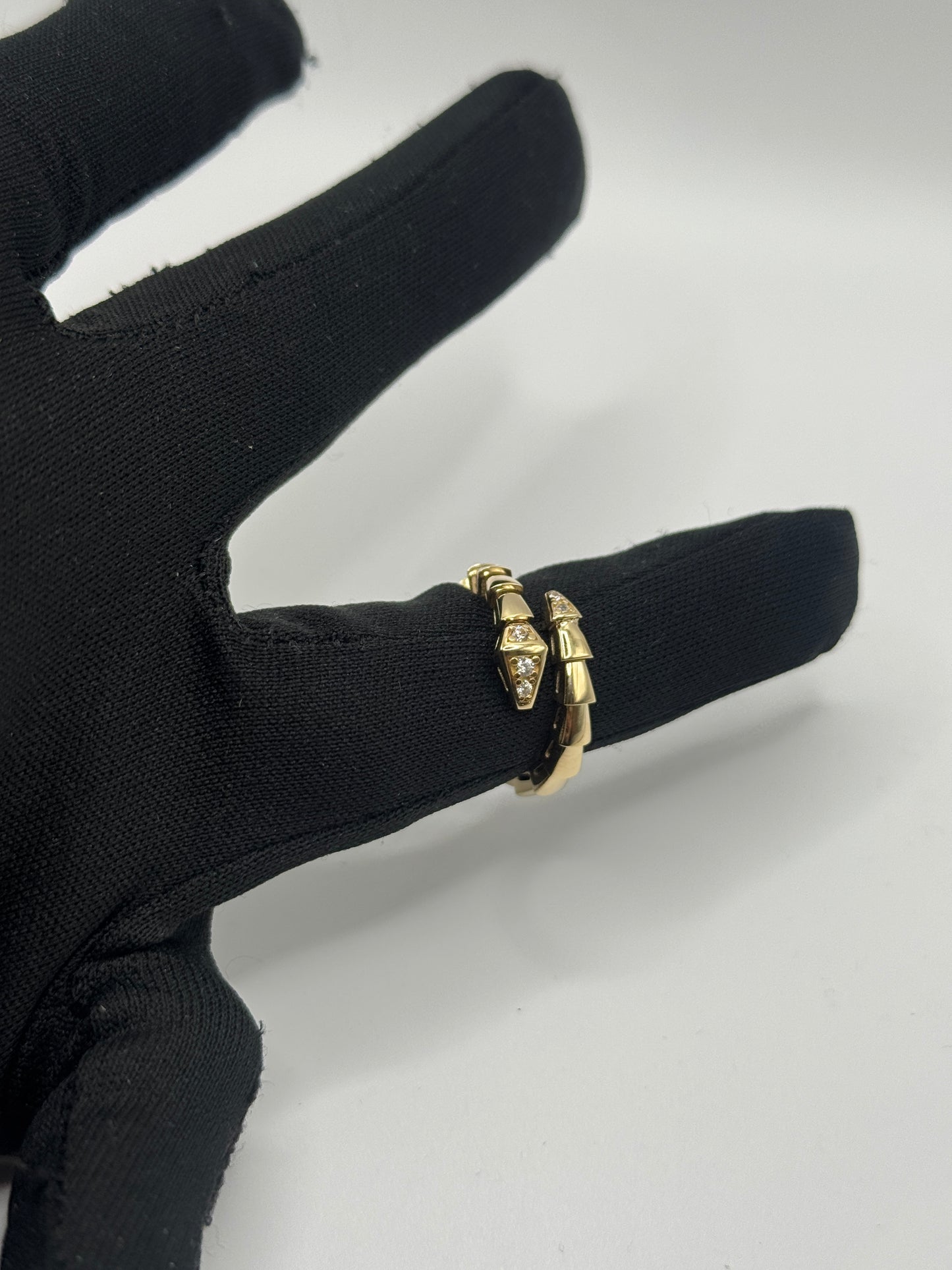 14k gold serpentine ring 14k gold size 7 unisex ring