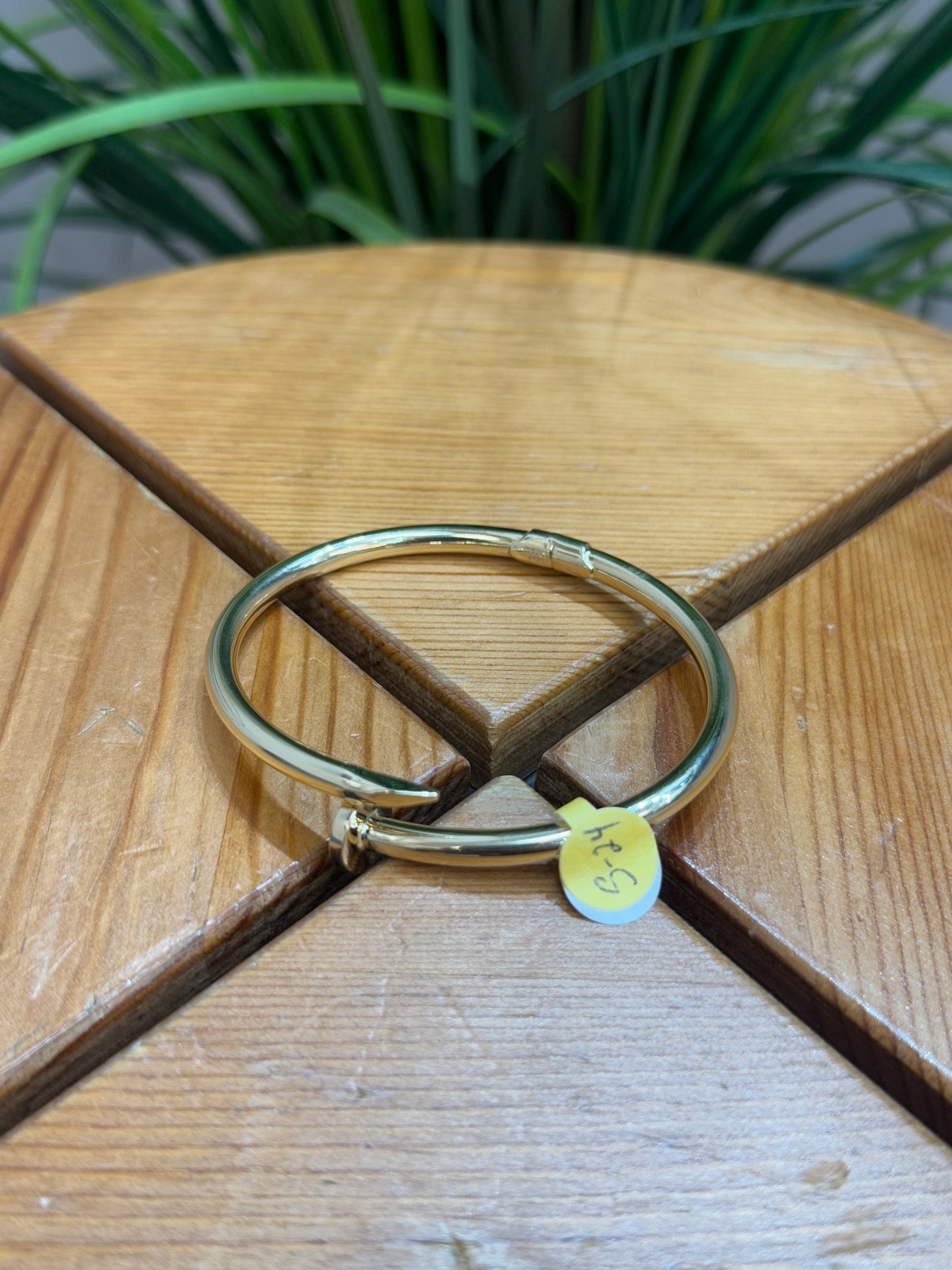 14K Gold Bangle nailed Bracelet – Classic for men 8inch