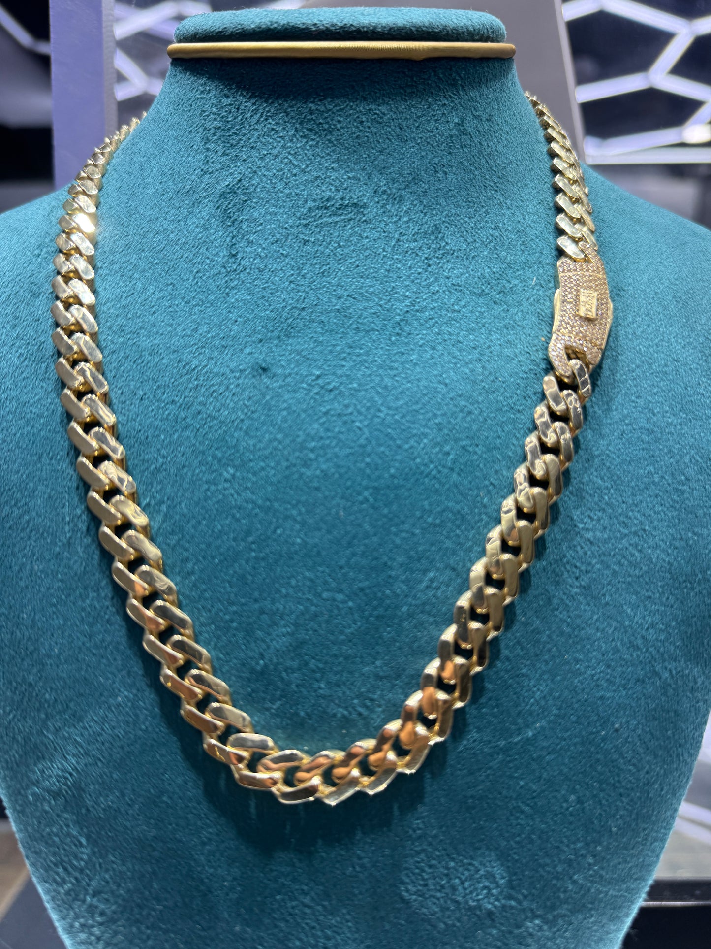 14K Gold 9mm Hollow Dubai Chain – 20” (Men’s)