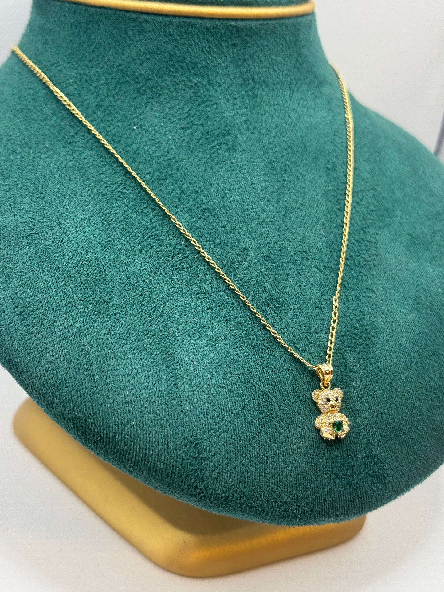 💎 14K  20” long Gold Curb Link Chain with Teddy Bear Pendant & Green Stone – Unisex
