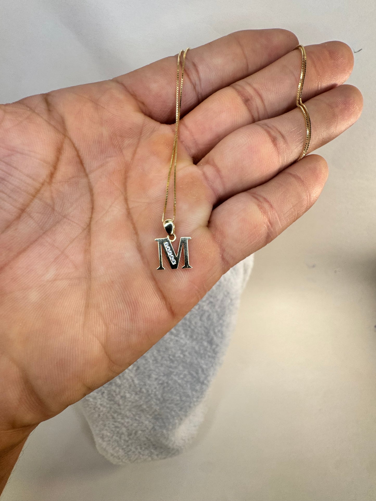 14k gold 18”inch Box chain necklace with letter M pendant