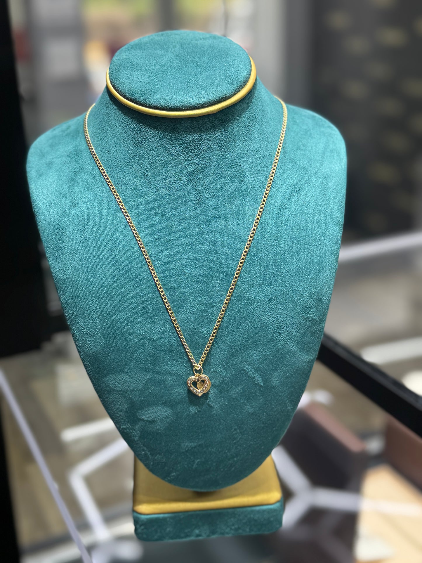 Women’s necklace 14k Gold Miami Cuban with Heart Pendant 18”