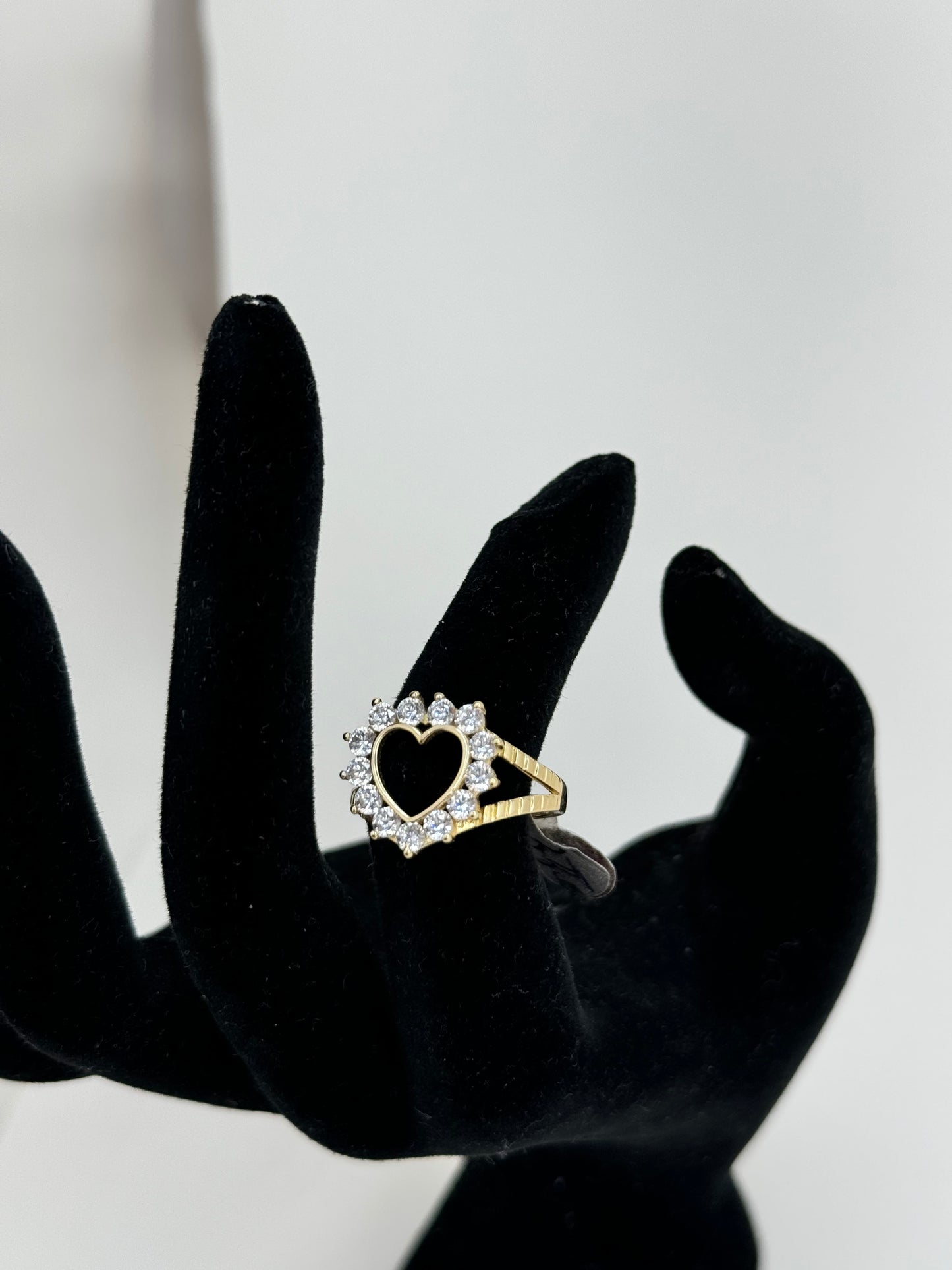 14k fine Gold sparkling cubic zirconia ring for woman