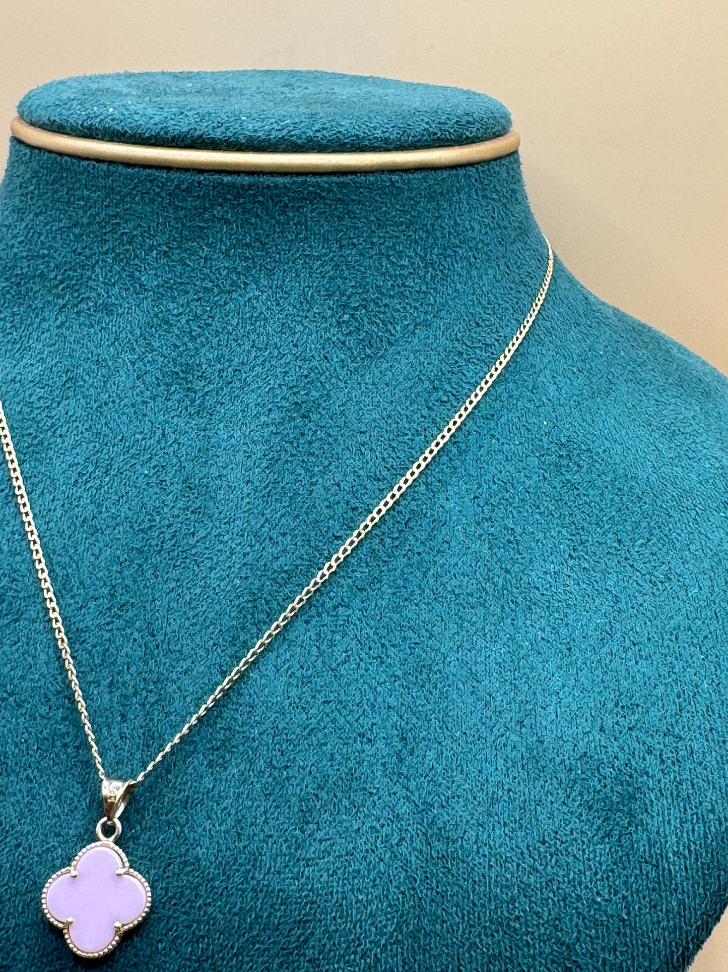 14K Gold Curb Link Necklace for women with pink Clover Pendant – 16”