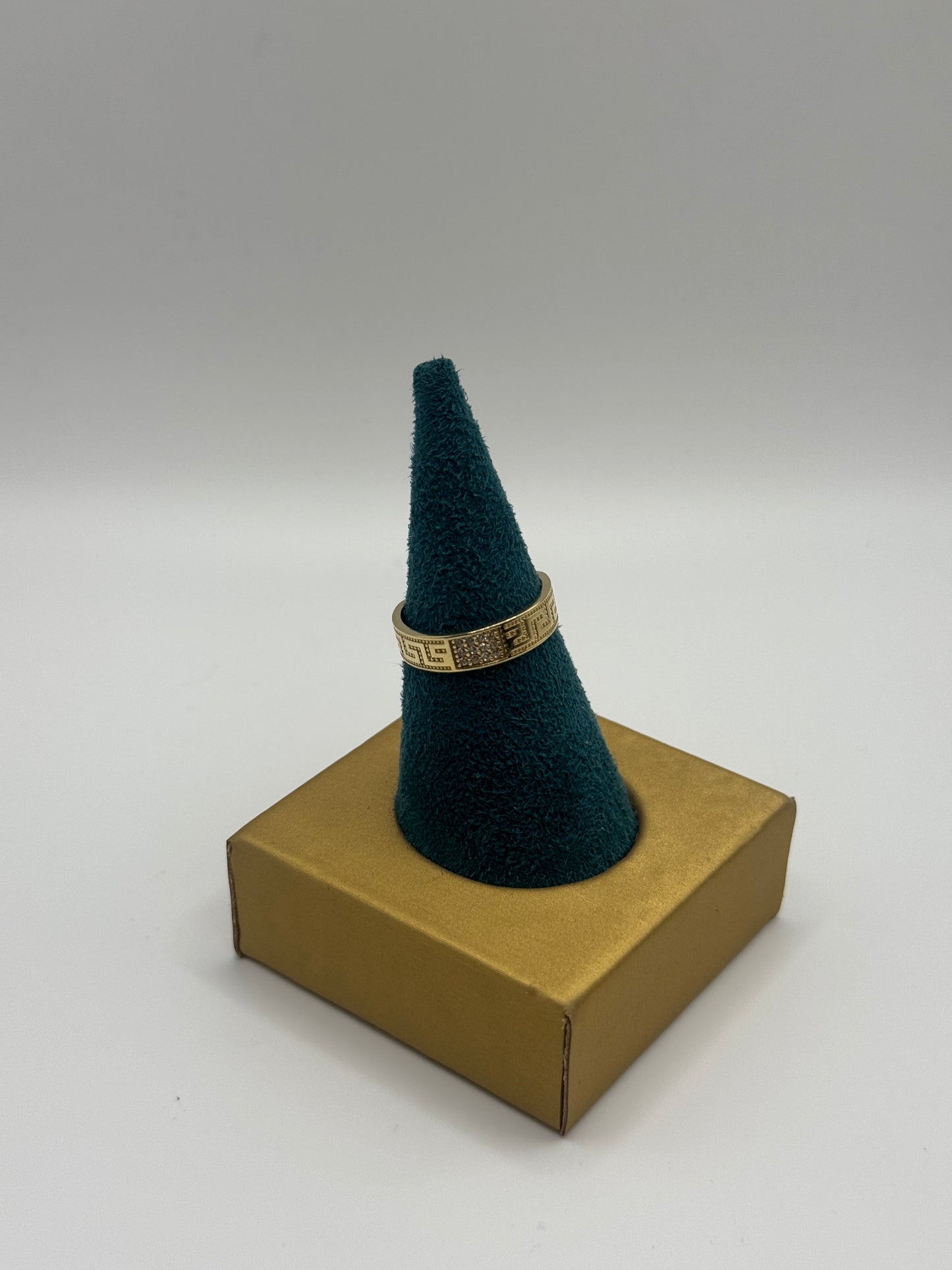 14K Gold Unisex ZC Ring – Greek Key Design