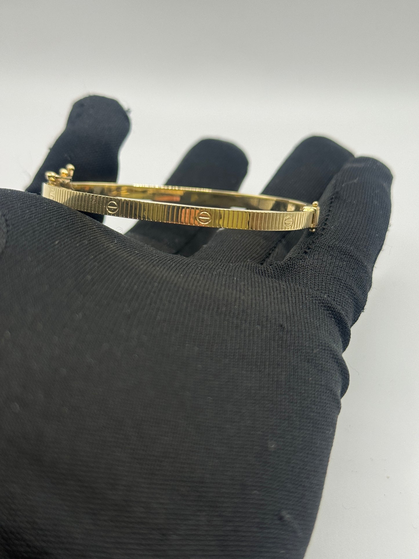 14k gold love bangle bracelet for women 7.5”