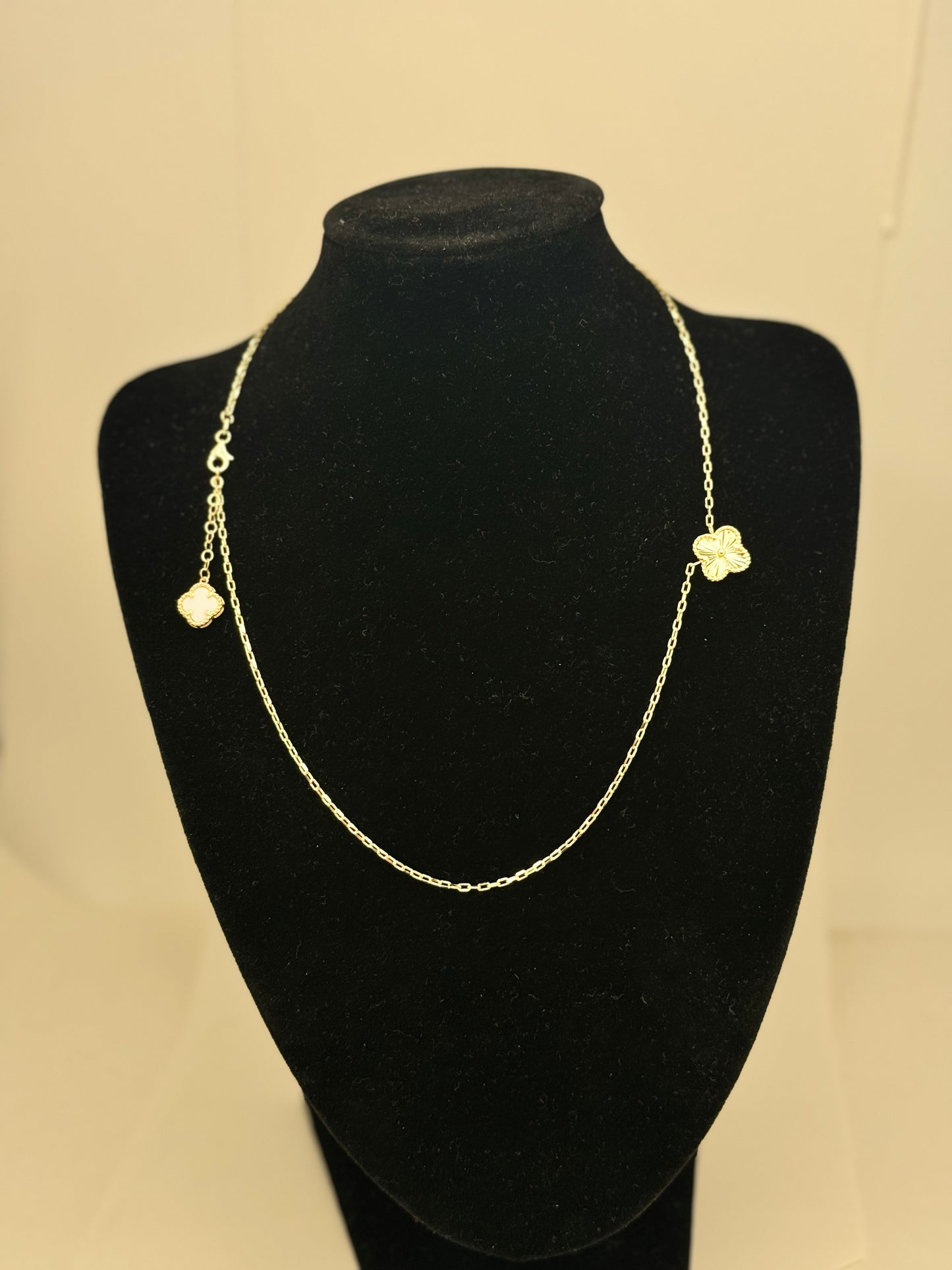 16-inch 14K gold clover chain and a matching 8-inch bracelet