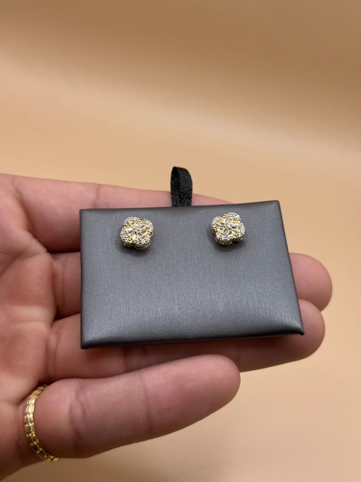 14k gold Clover Zircon Stud Earrings for Women – Dainty Clover Earrings, Minimalist Jewelry Gift for Her