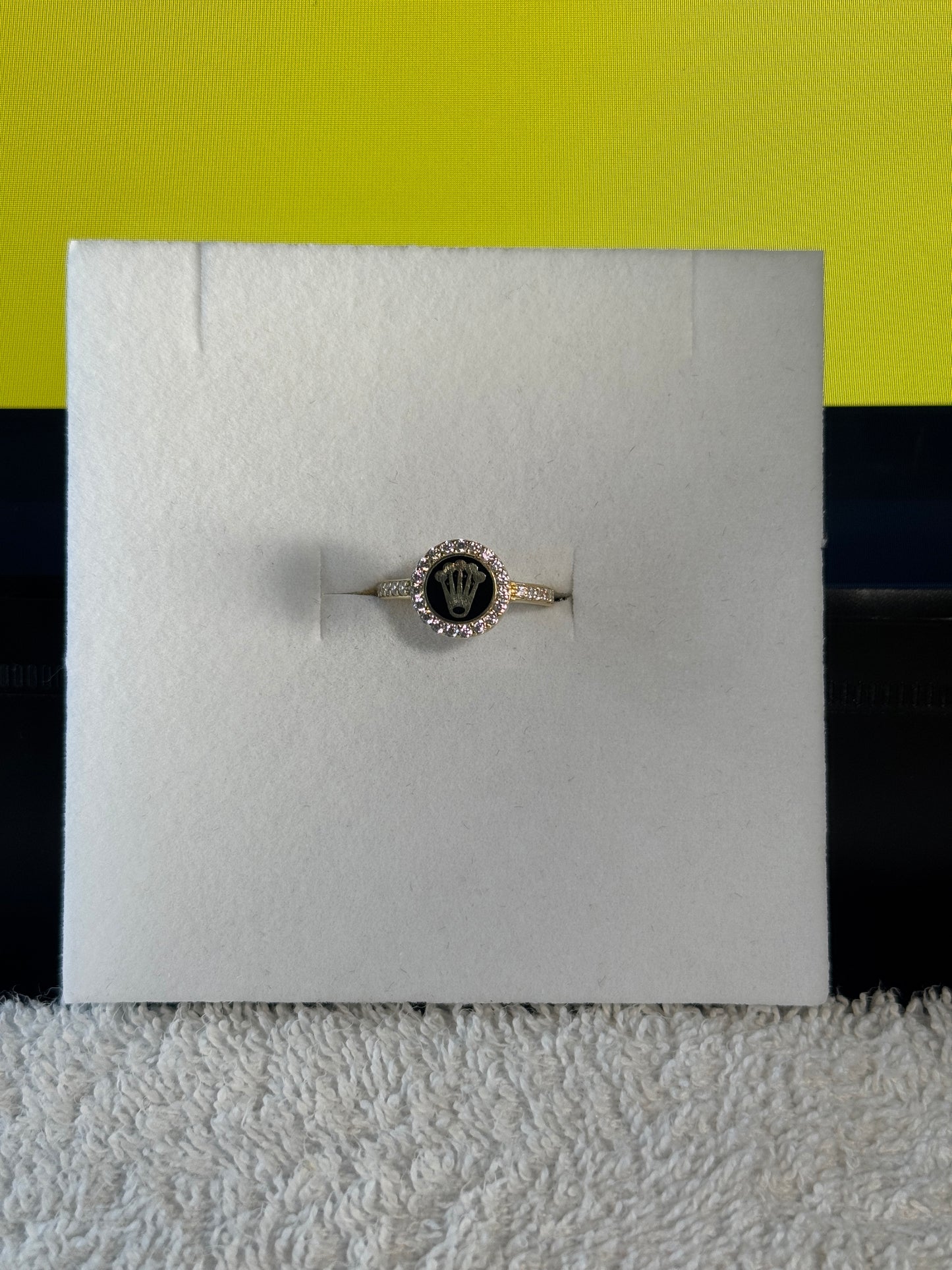 14K Gold Sparkling Crown Ring – Fit for a Queen