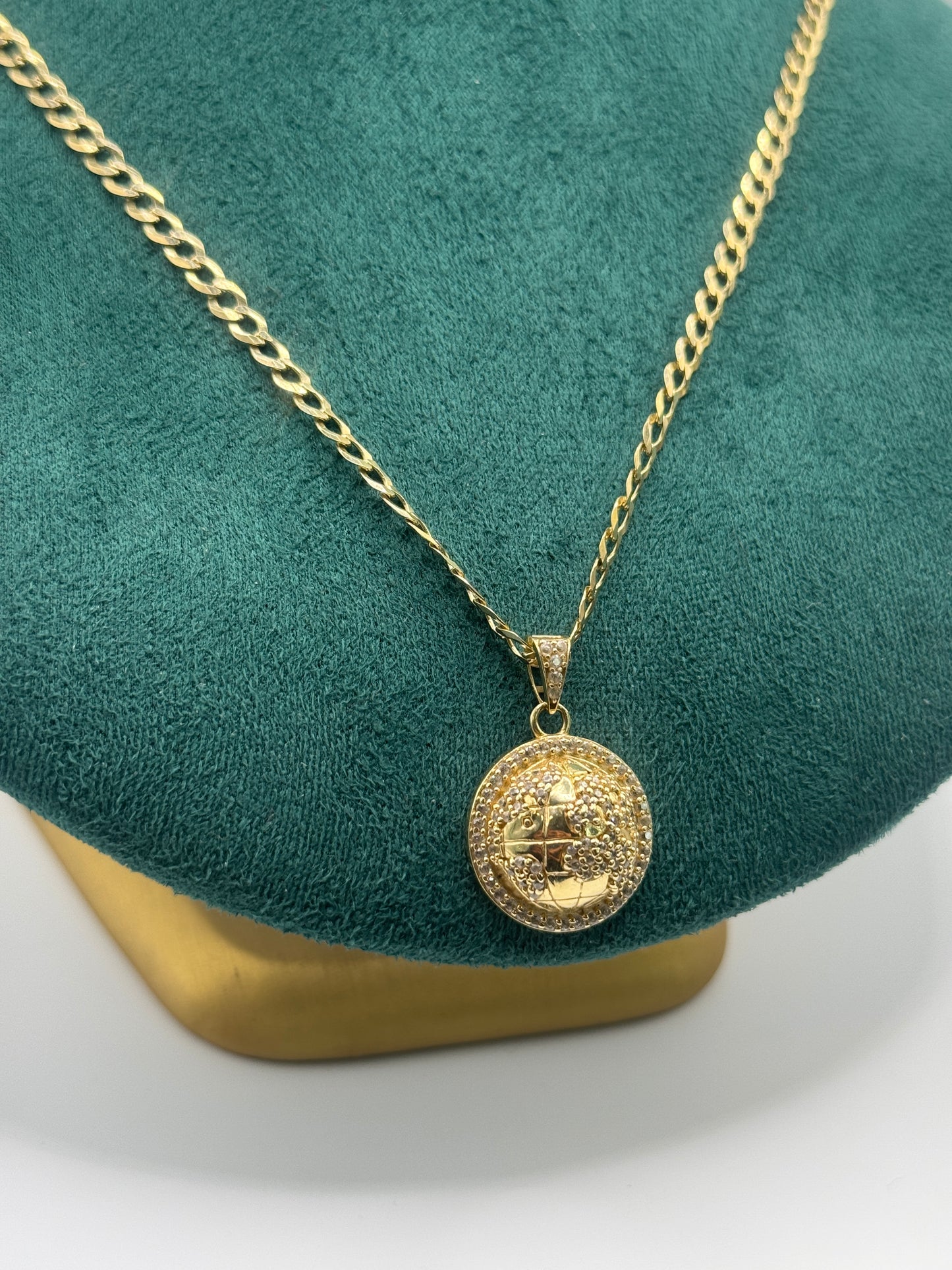 💎 14K Gold Curb Link Chain with World Pendant – 24 Inches | Unisex