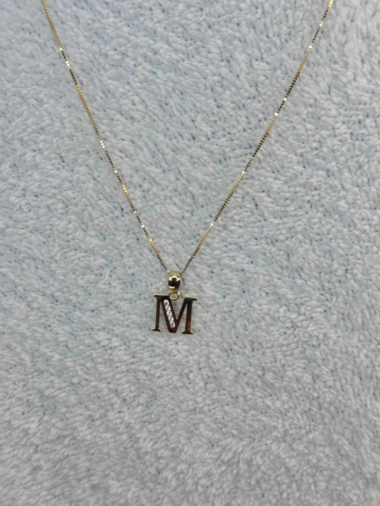 14k gold 18”inch Box chain necklace with letter M pendant