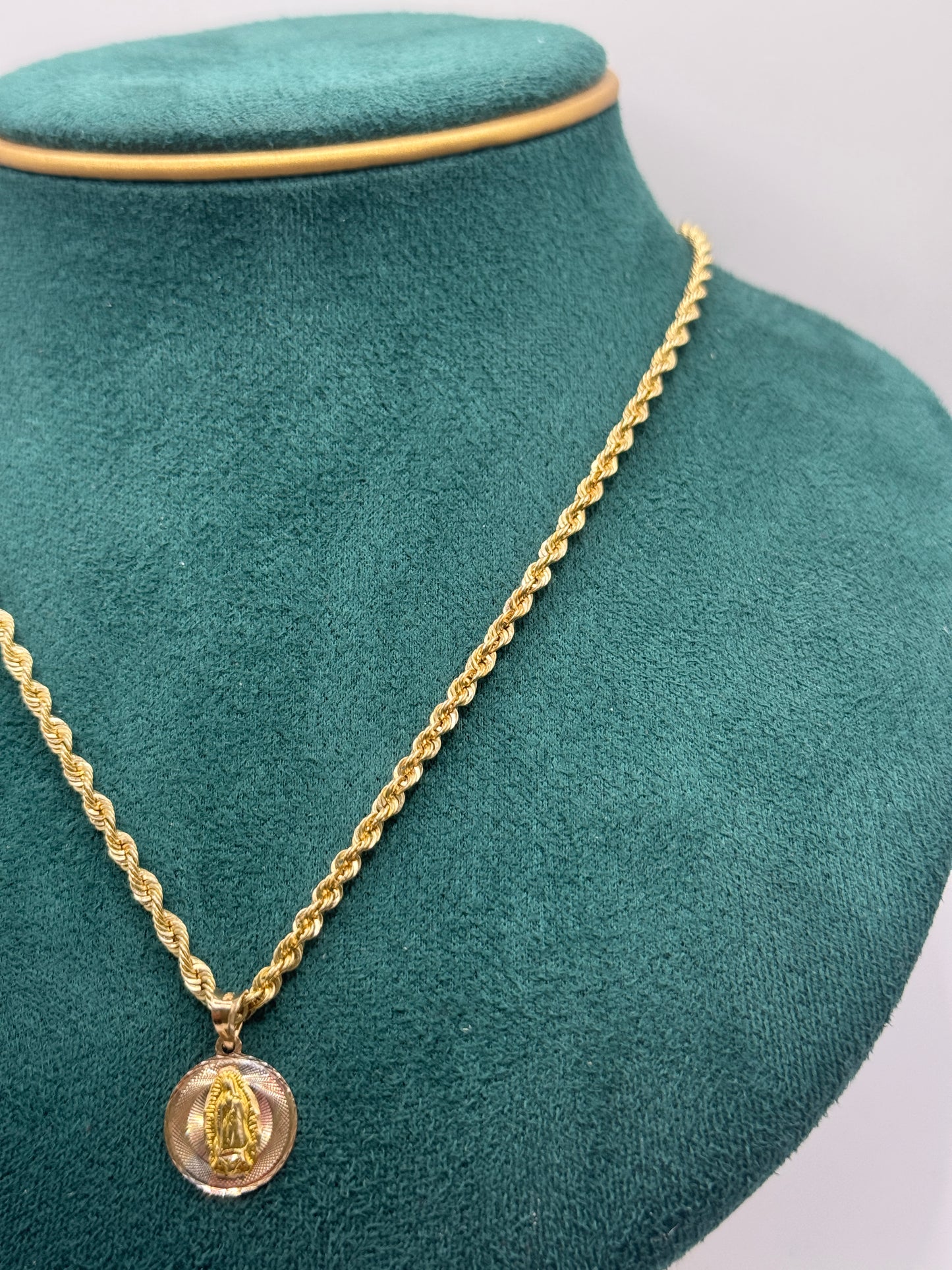 14K Gold Rope Chain for women  with Virgin Mary Pendant – 16”