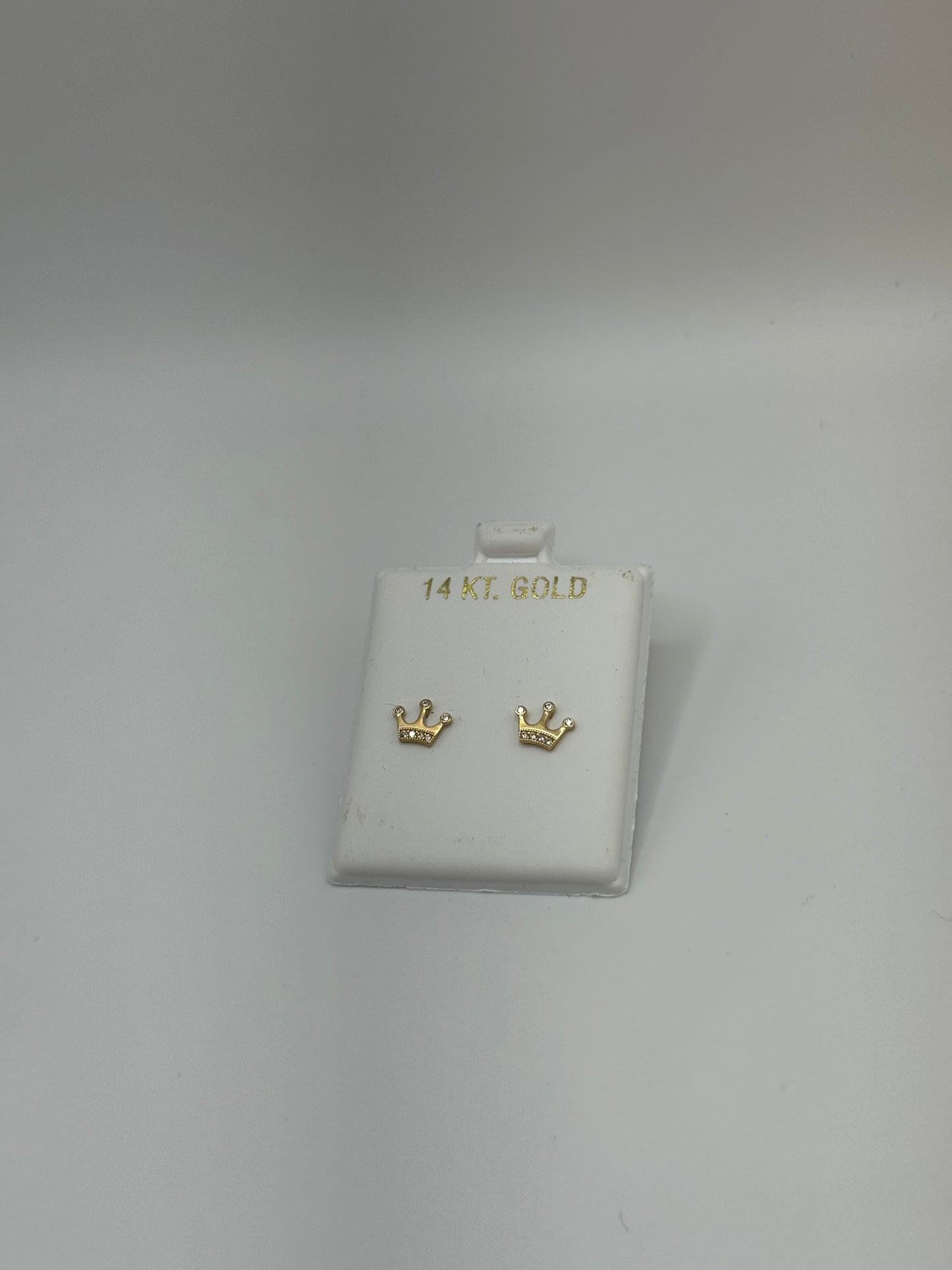 14K Gold Crown Stud Earrings for Men – Bold & Stylish