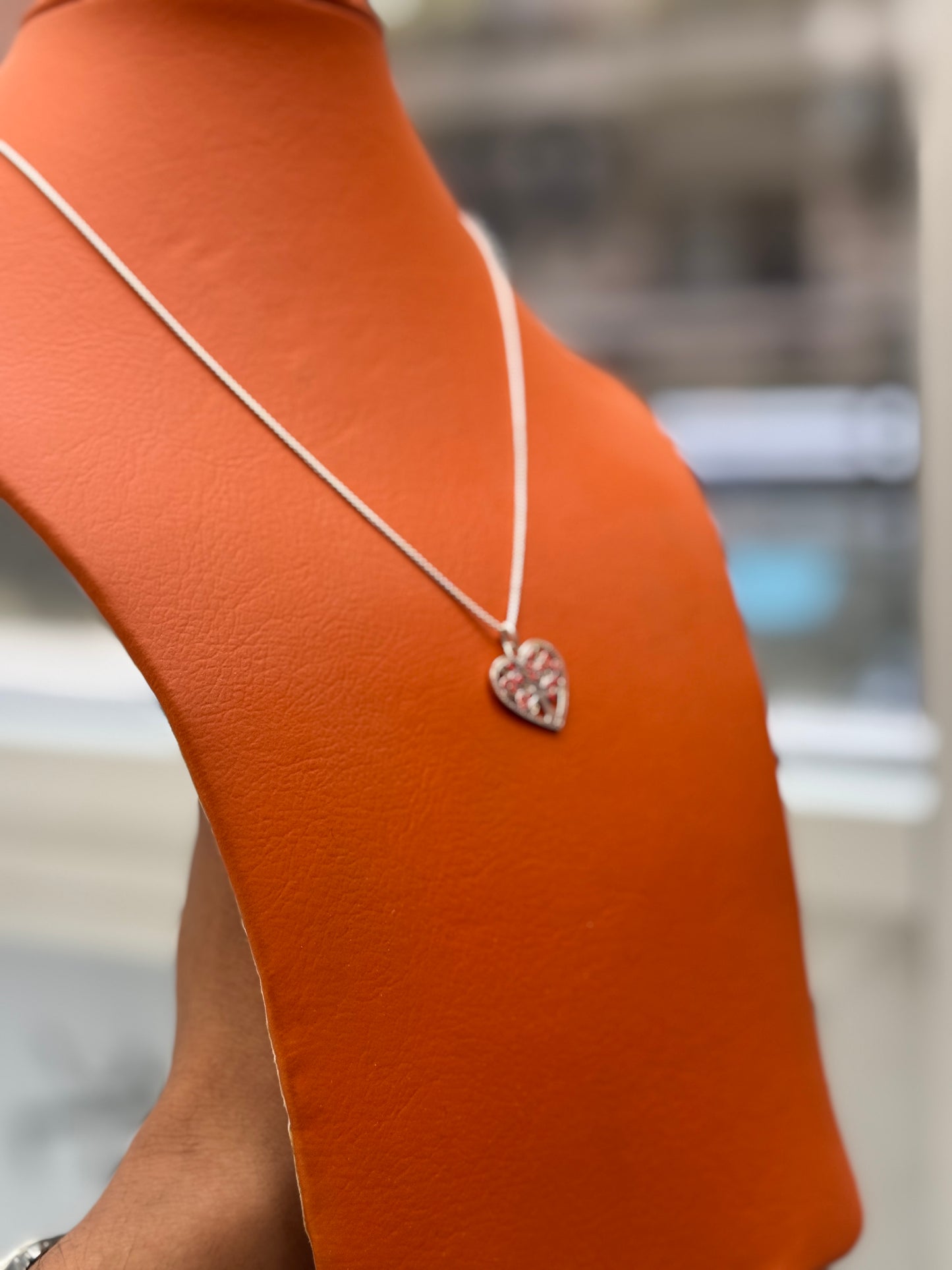 round box chain with heart pendant 20”inch long  (925 sterling silver)