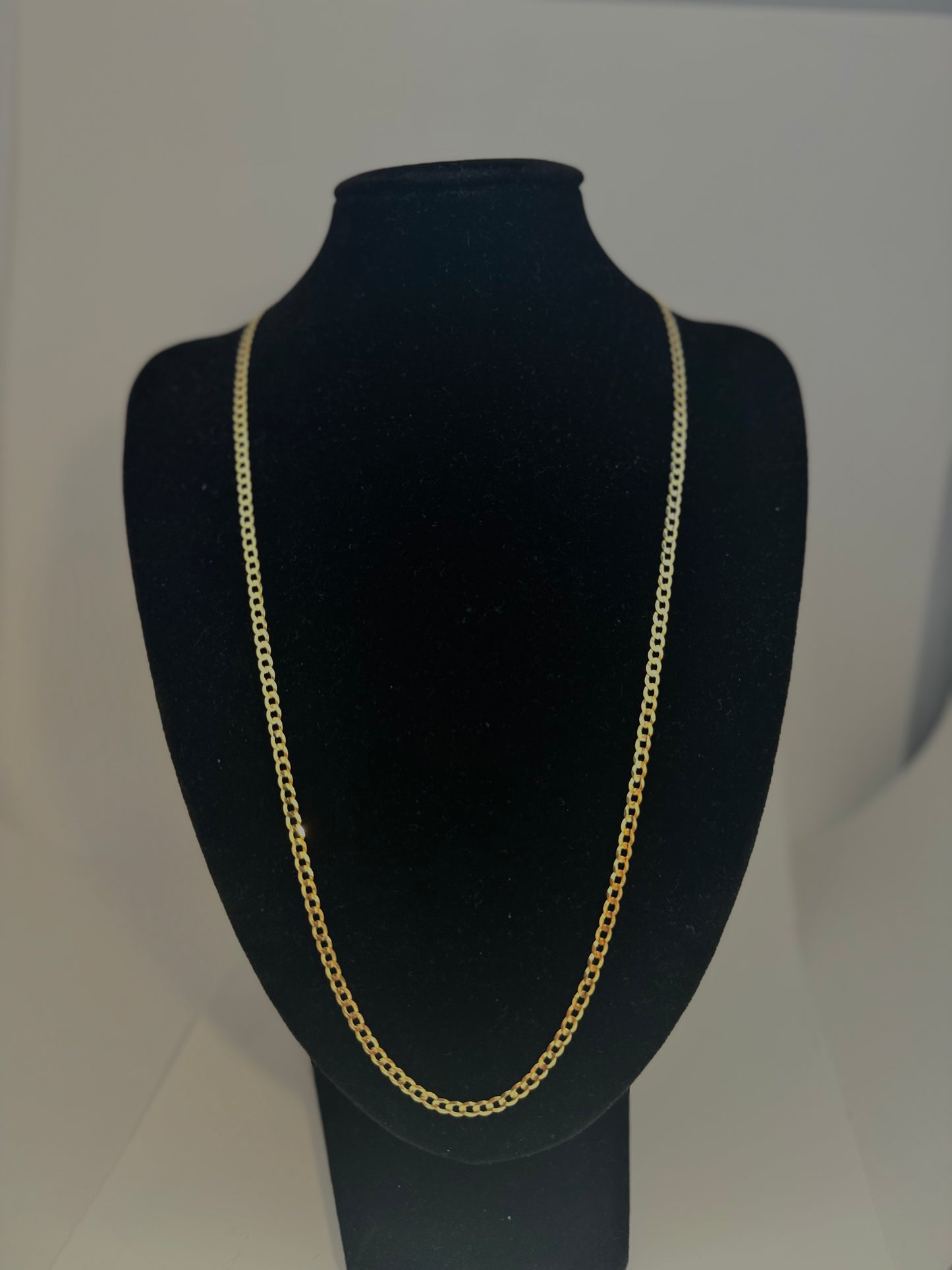 14k gold 2 tone Cuban link chain only 20 inches long