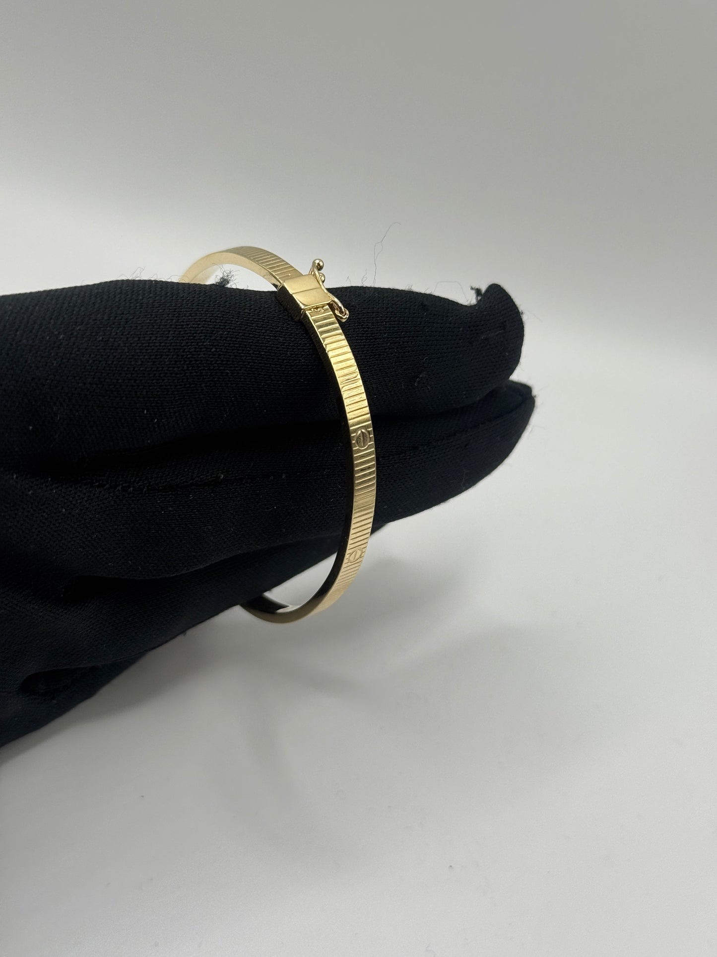 14k gold love bangle bracelet for women 7.5”