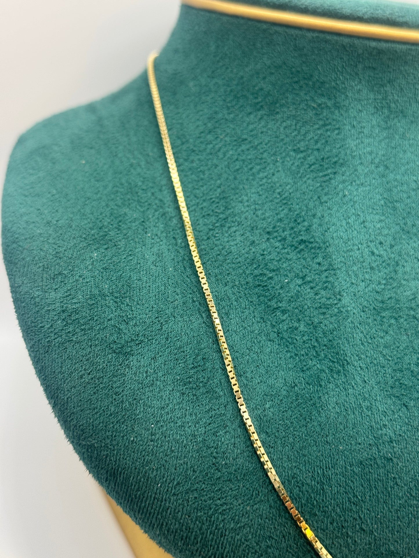 14K Gold Box Chain necklace– 20 Inches unisex