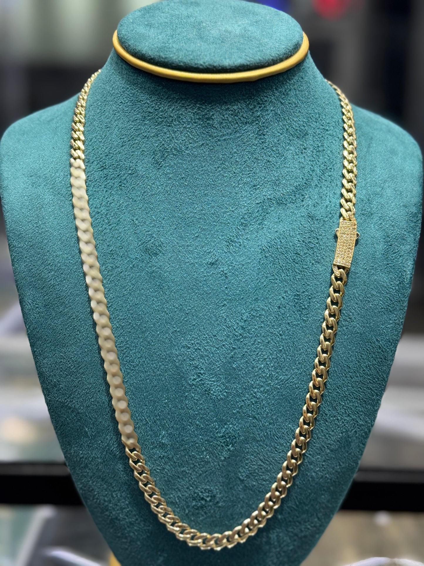 14K Gold 6.5mm Hollow Cuban Link – For Men, Lightweight Comfort