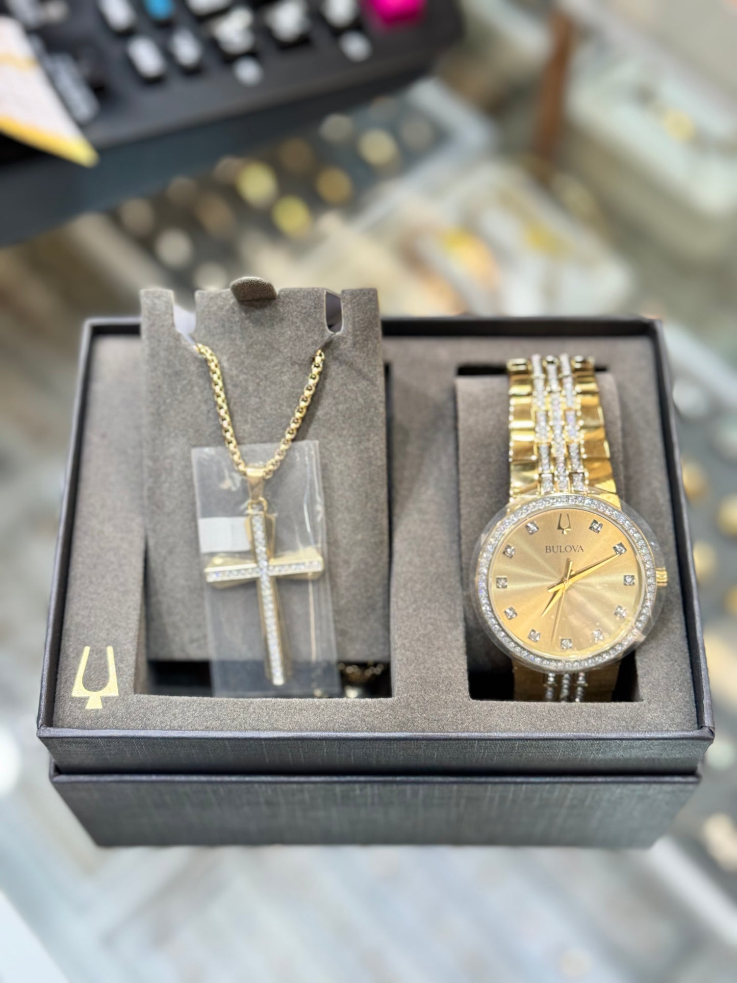 Bulova Crystal Collection Men’s Watch Boxed Set 98K113