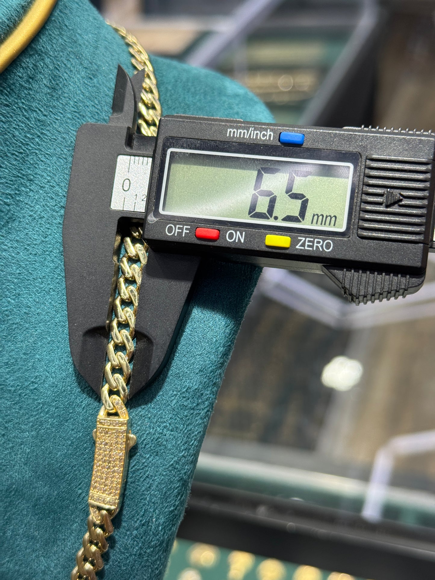 14K Gold 6.5mm Hollow Cuban Link – For Men, Lightweight Comfort