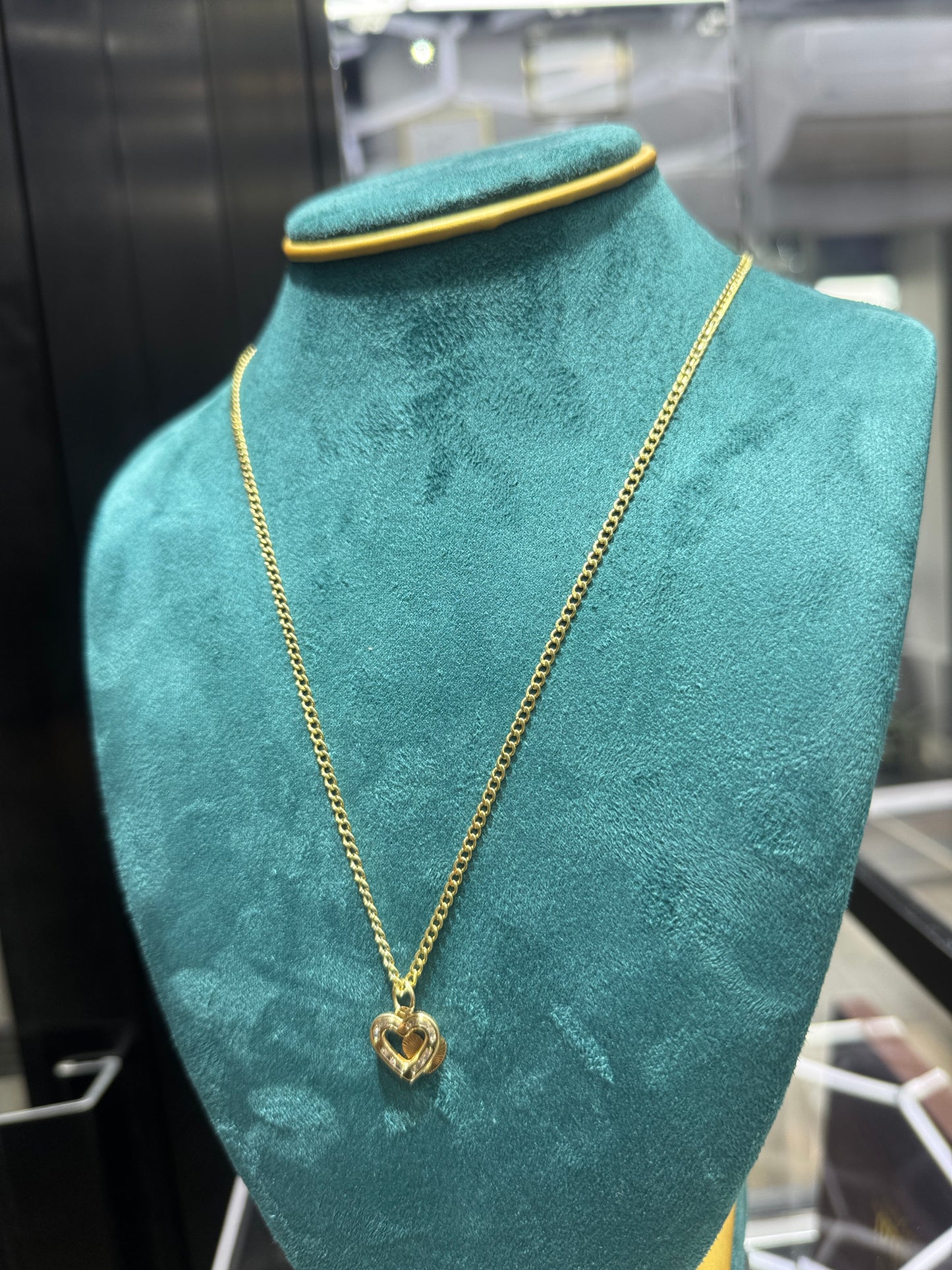 Women’s necklace 14k Gold Miami Cuban with Heart Pendant 18”