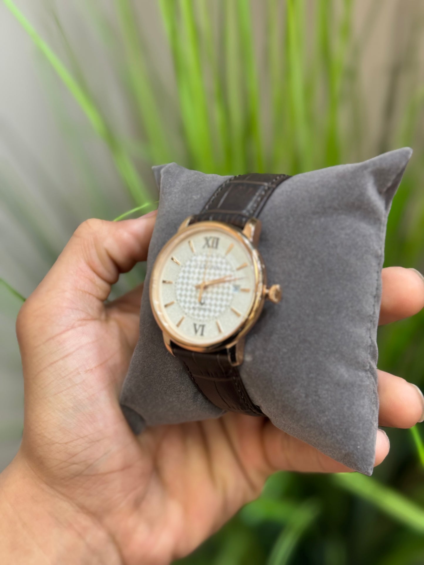 Bulova classic 97B225 Leather strap watch for Men