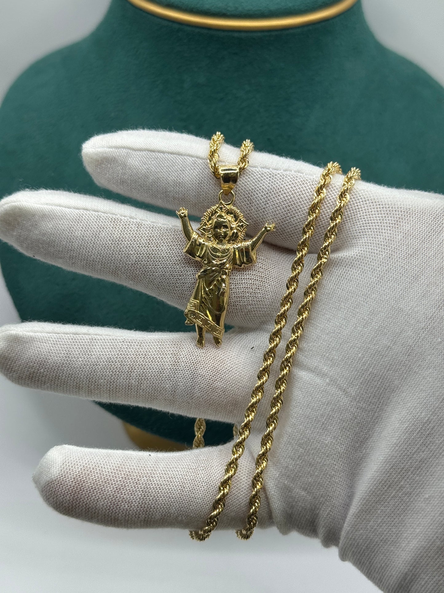 14K Gold Rope Chain – 24” with Divine Child Pendant (3mm Chain)