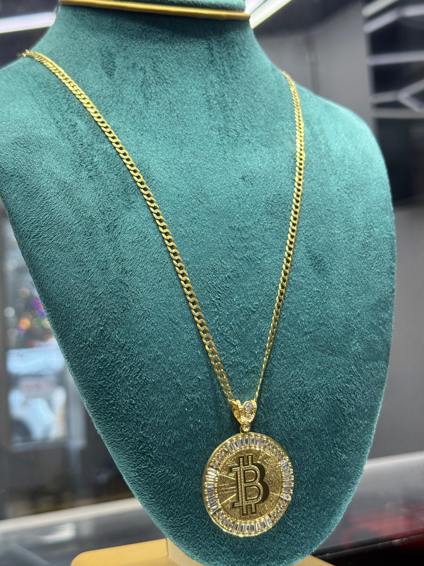 14K Gold Curb Link 22” Chain with Bitcoin Pendant unisex