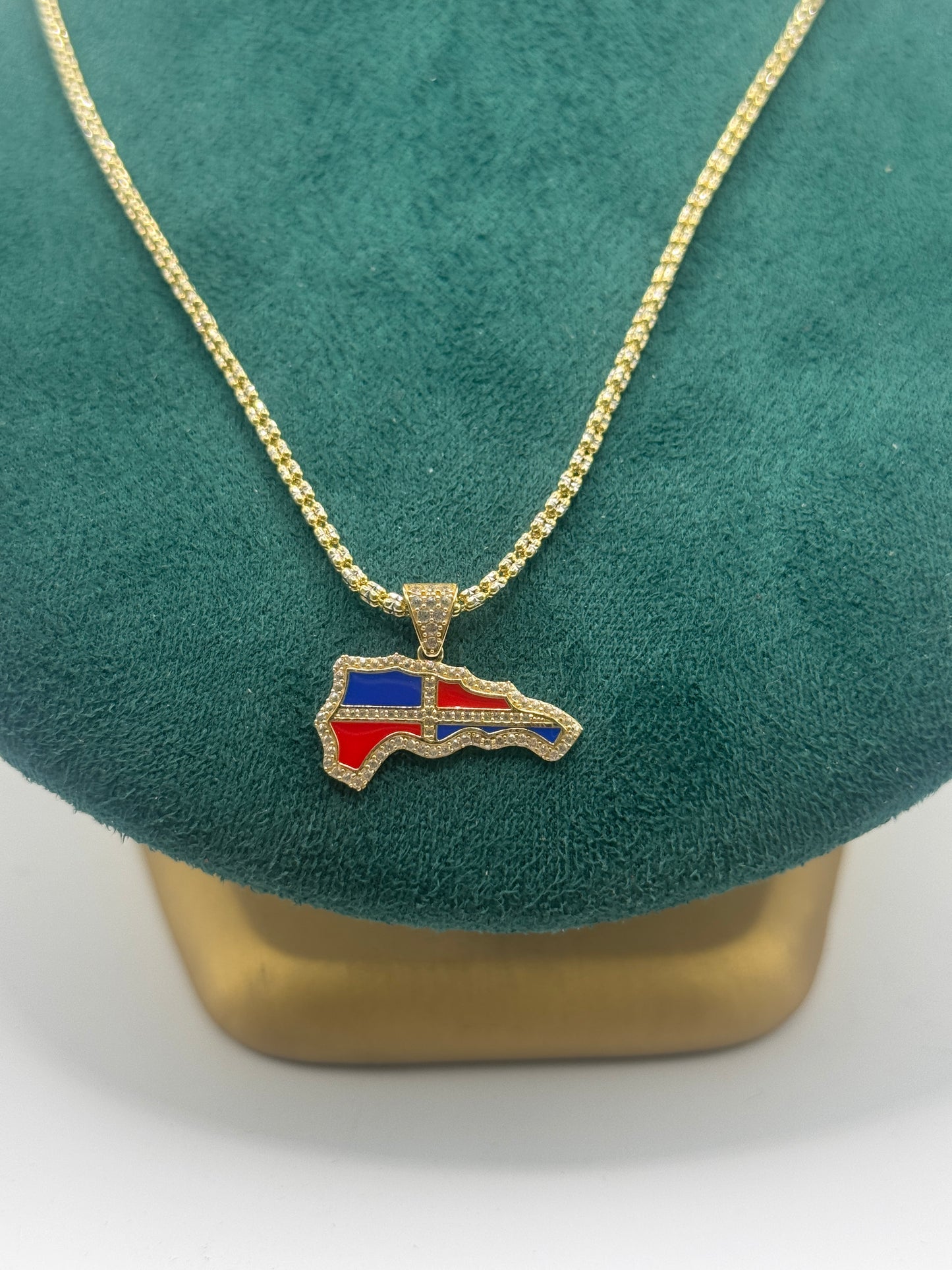 14K Gold Ice Chain – 20” with Dominican Flag Pendant (2.1mm) unisex