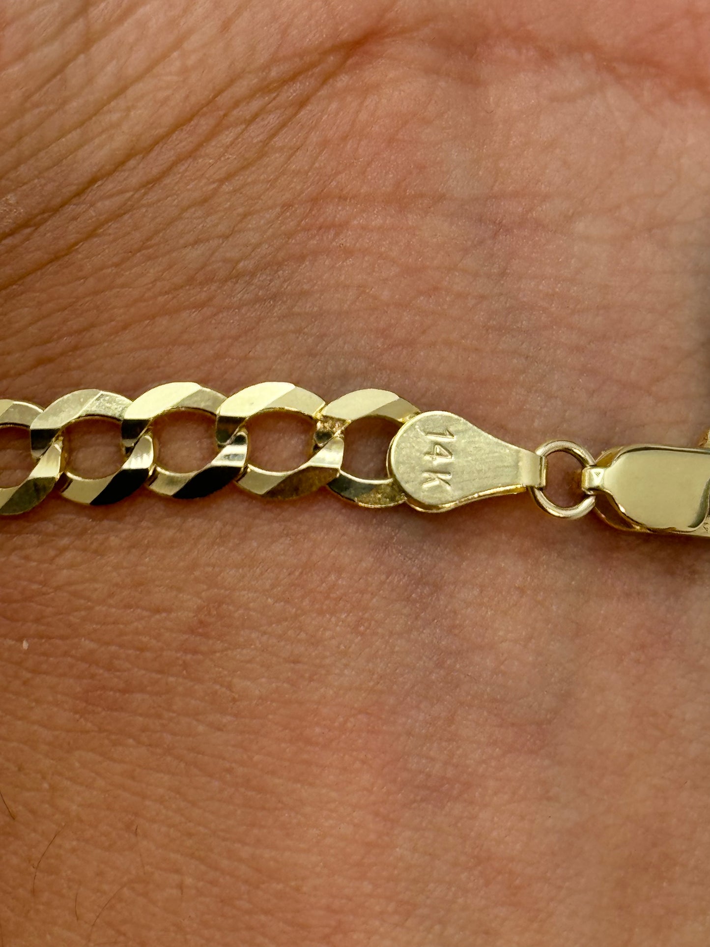 14k gold Cuban link bracelet, single tone yellow Gold