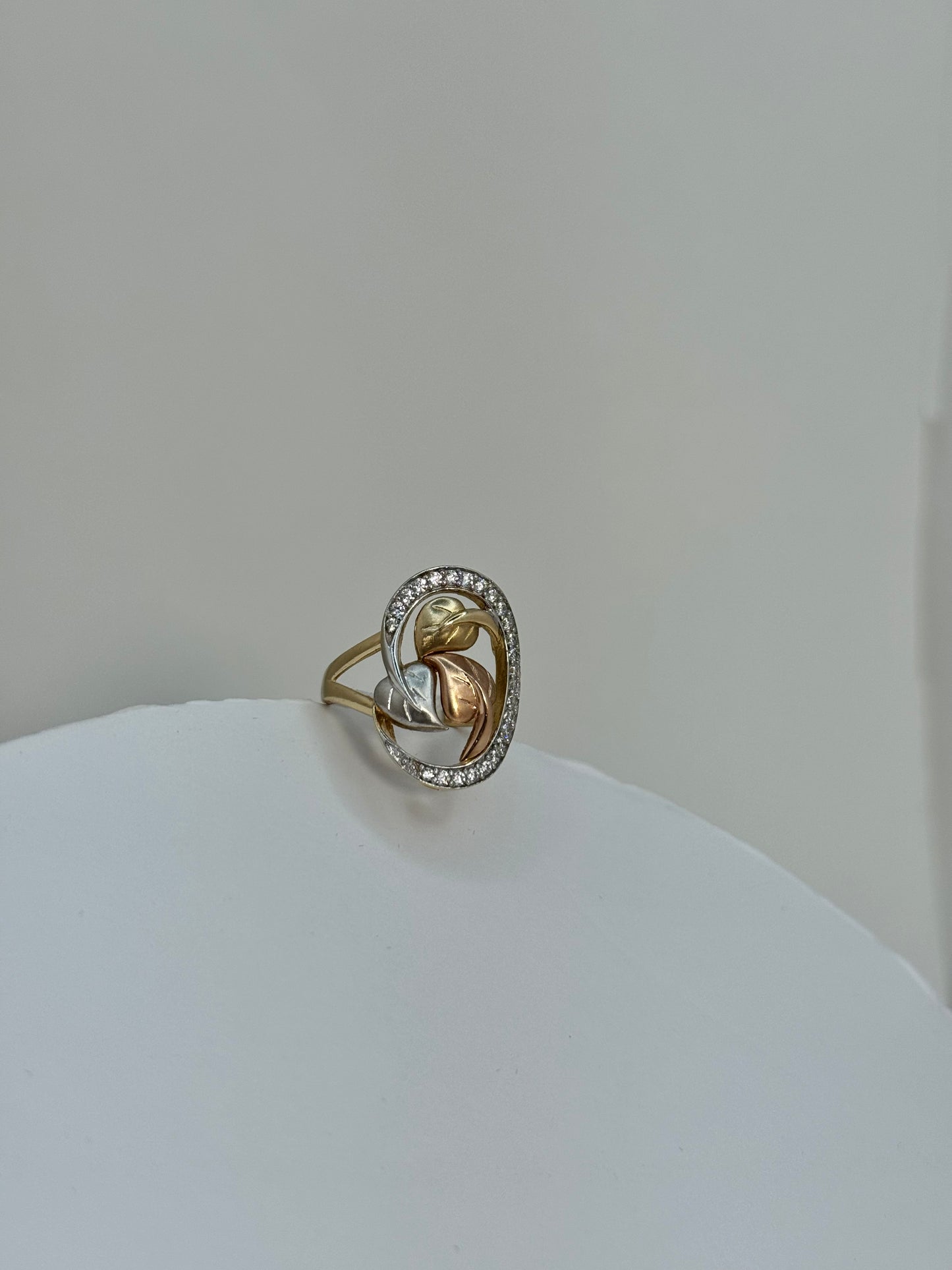 14k gold 3 tone leaf ring for woman with sparkling cubic zirconia