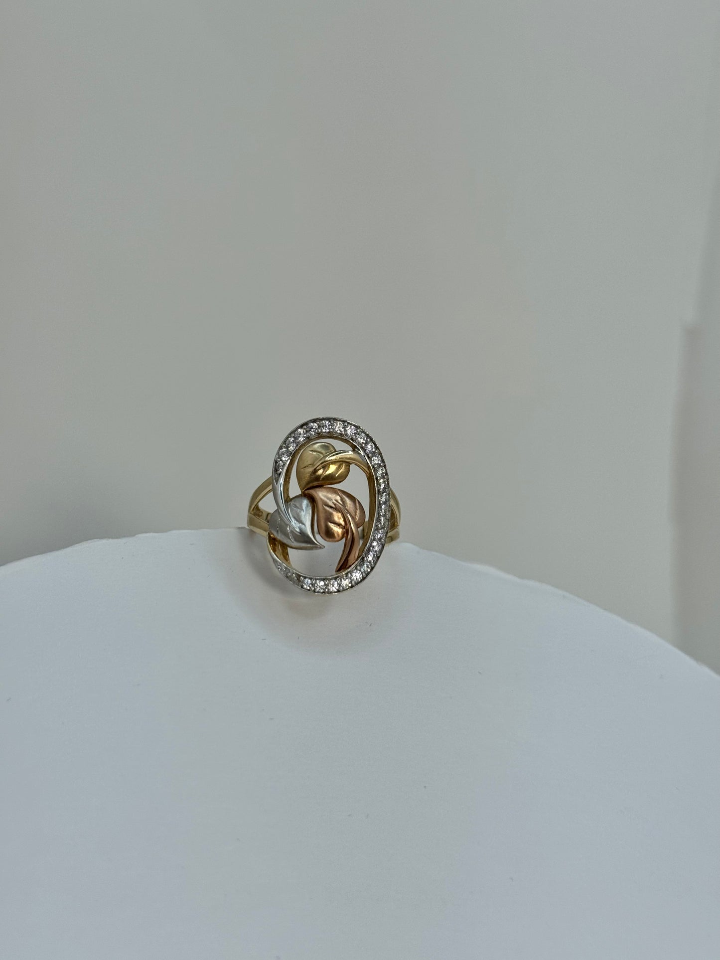 14k gold 3 tone leaf ring for woman with sparkling cubic zirconia