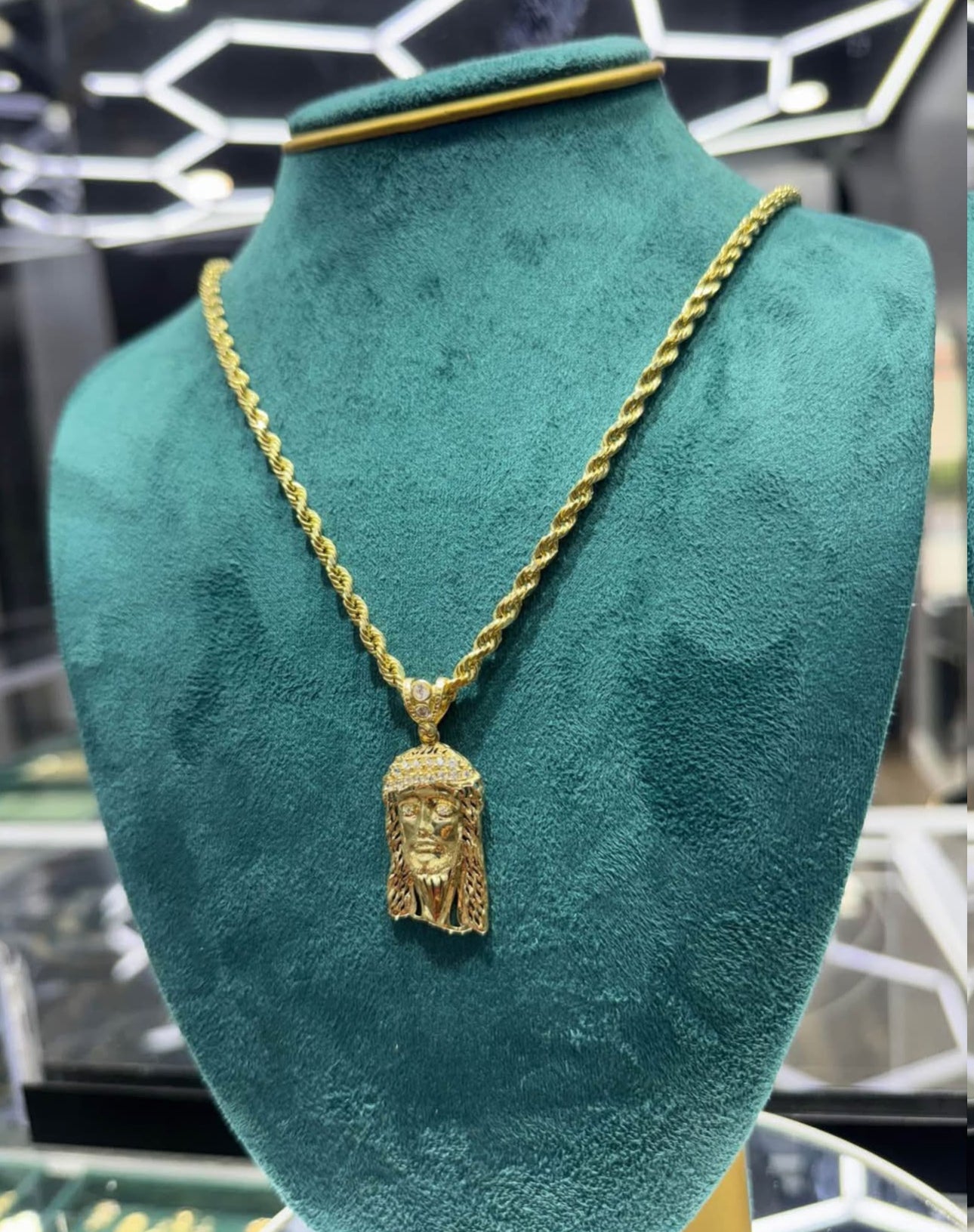 14k gold rope chain 24 inch long with Jesus pendant for men