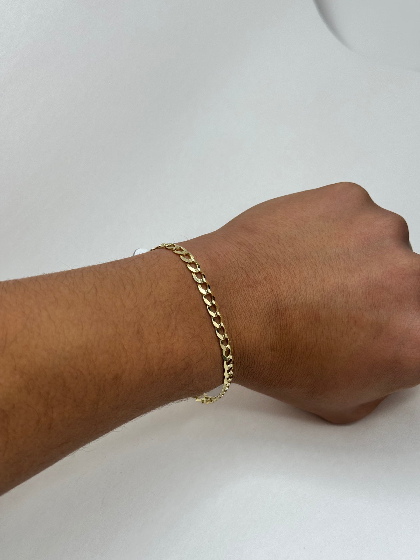 14k gold Cuban link bracelet, single tone yellow Gold