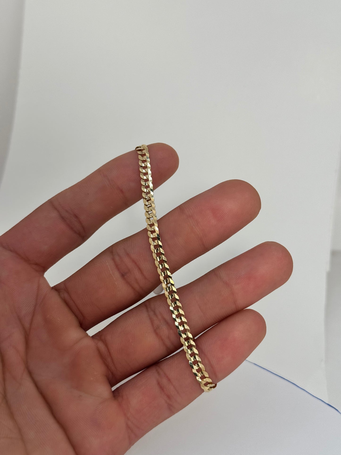 14k gold Cuban link bracelet, single tone yellow Gold